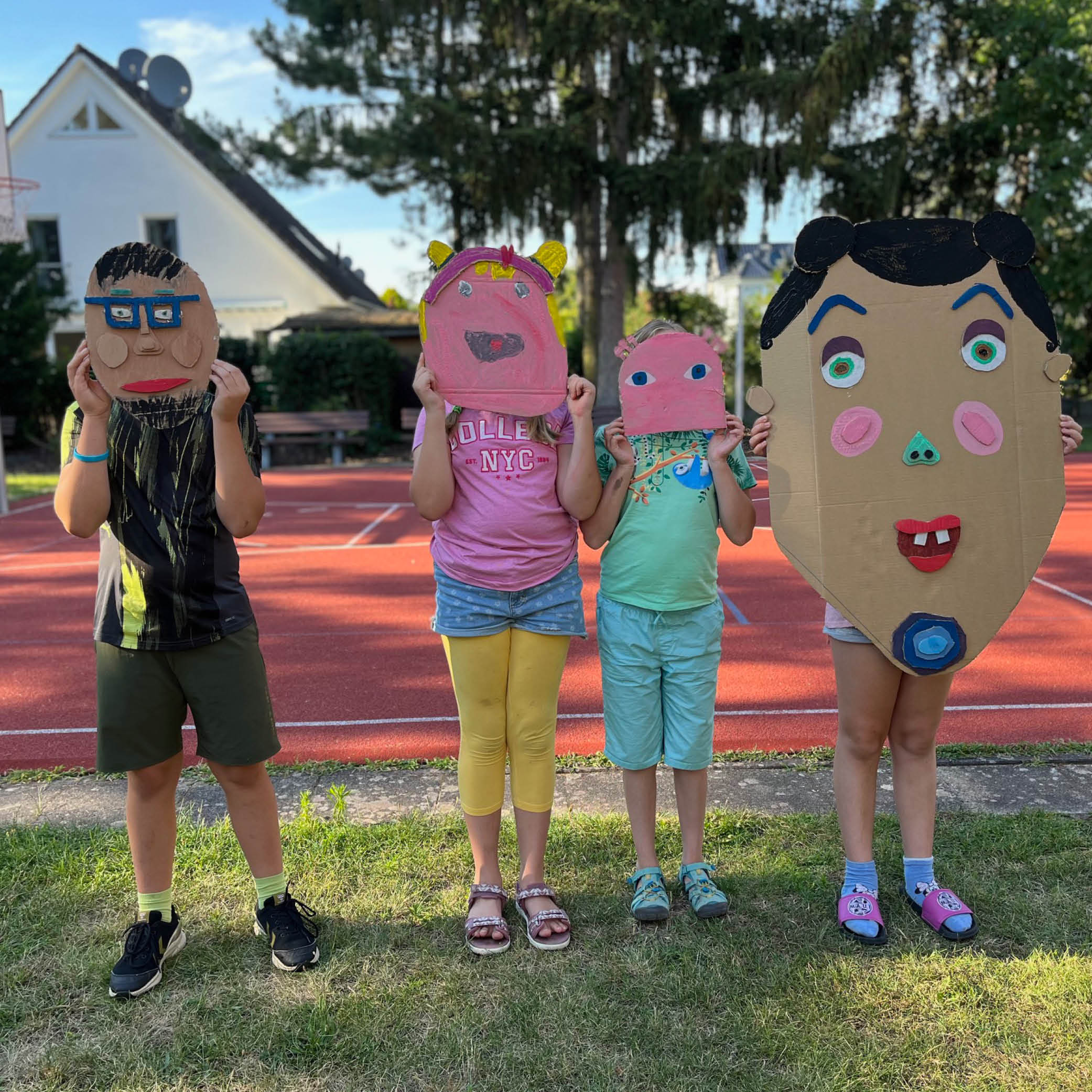 images/bilder/Staaken2024/Jungschar%20q.jpg#joomlaImage://local-images/bilder/Staaken2024/Jungschar q.jpg?width=2083&height=2083